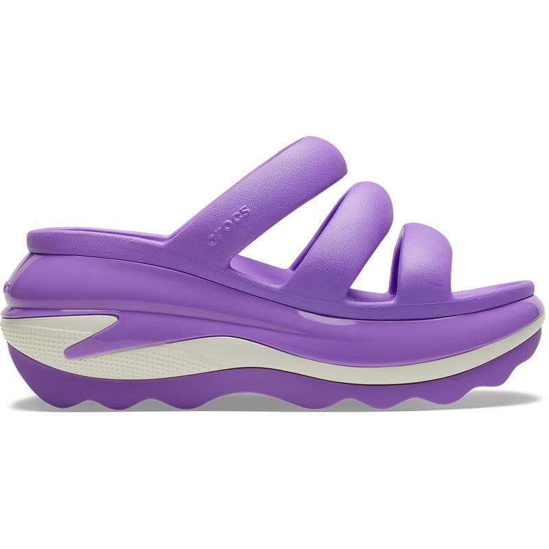 Sandália Crocs Classic Mega Crush Triple Strap GALAXY - imagem 1